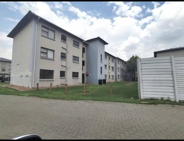 2 BEDROOM APARTMENT FOR SALE IN EVELEIGH